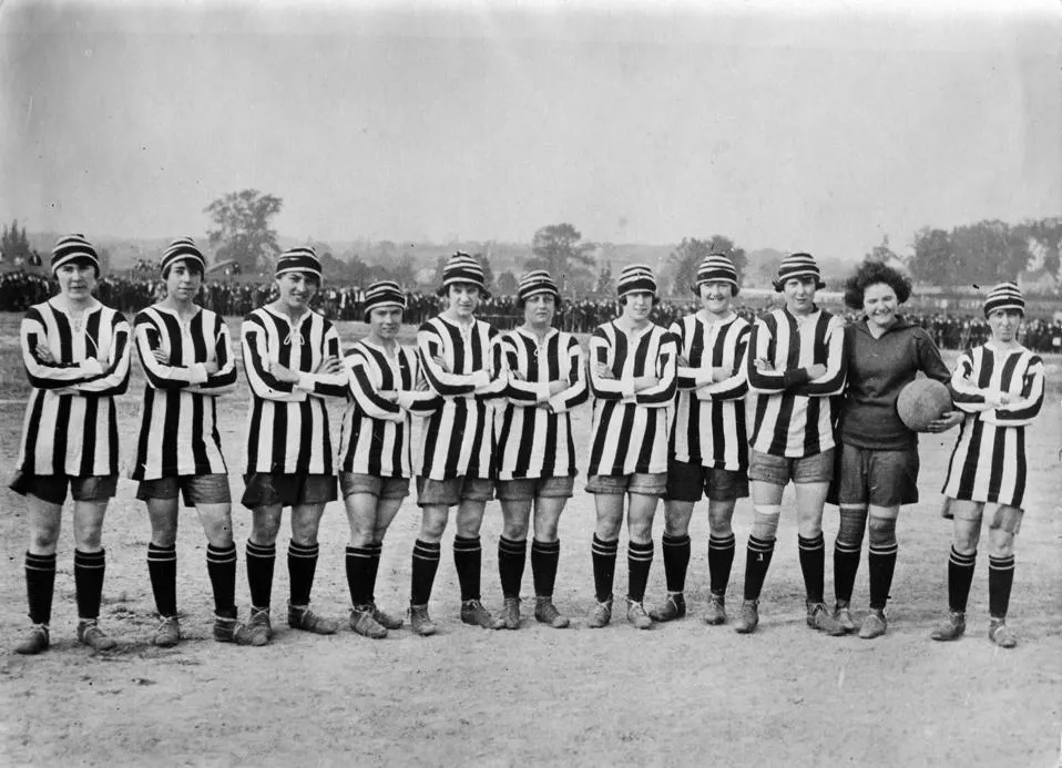 The Forgotten Firsts: Women’s Football Pioneers Who Changed the Game but Were Overlooked