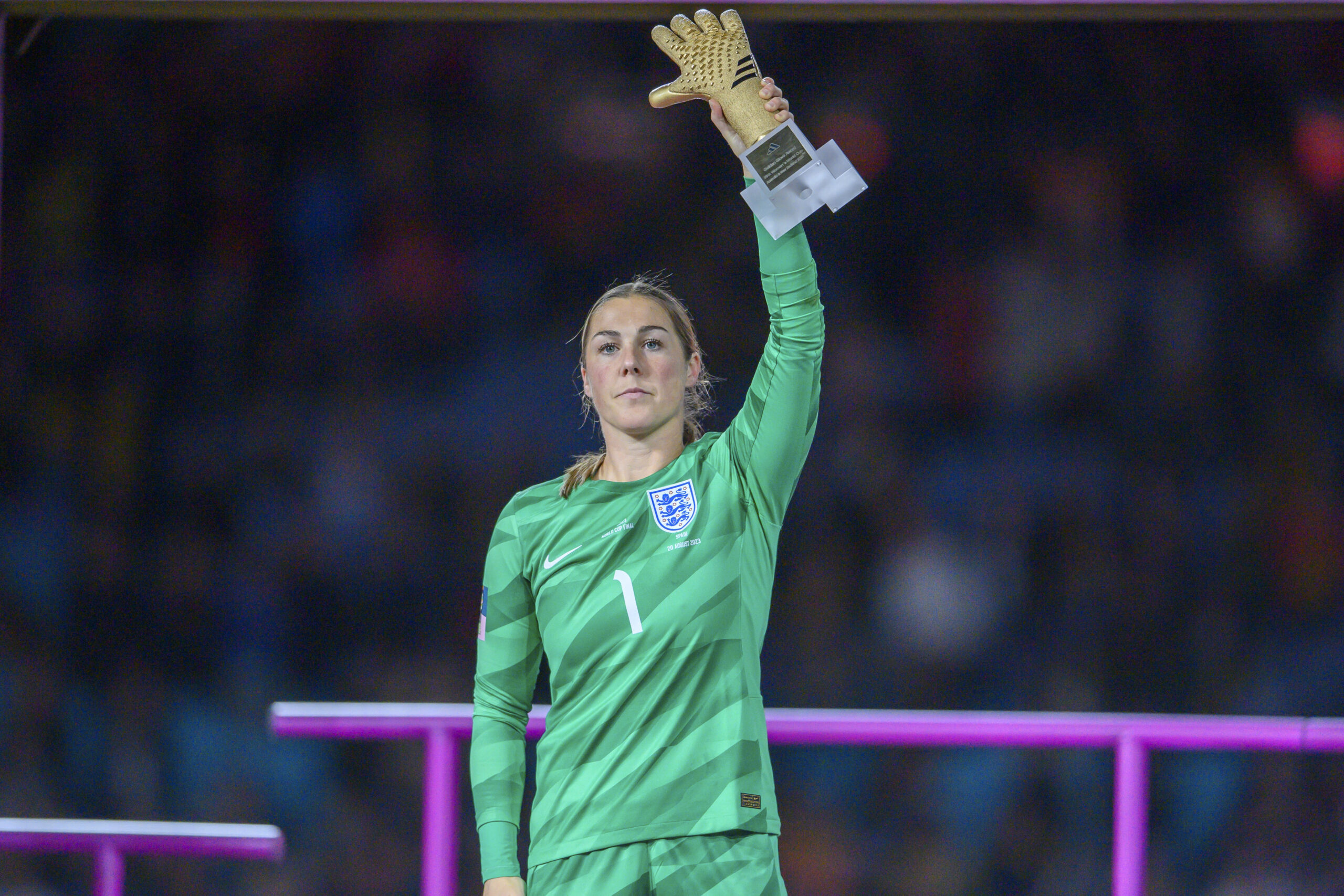 England Goalkeeper Mary Earps Announces International Retirement