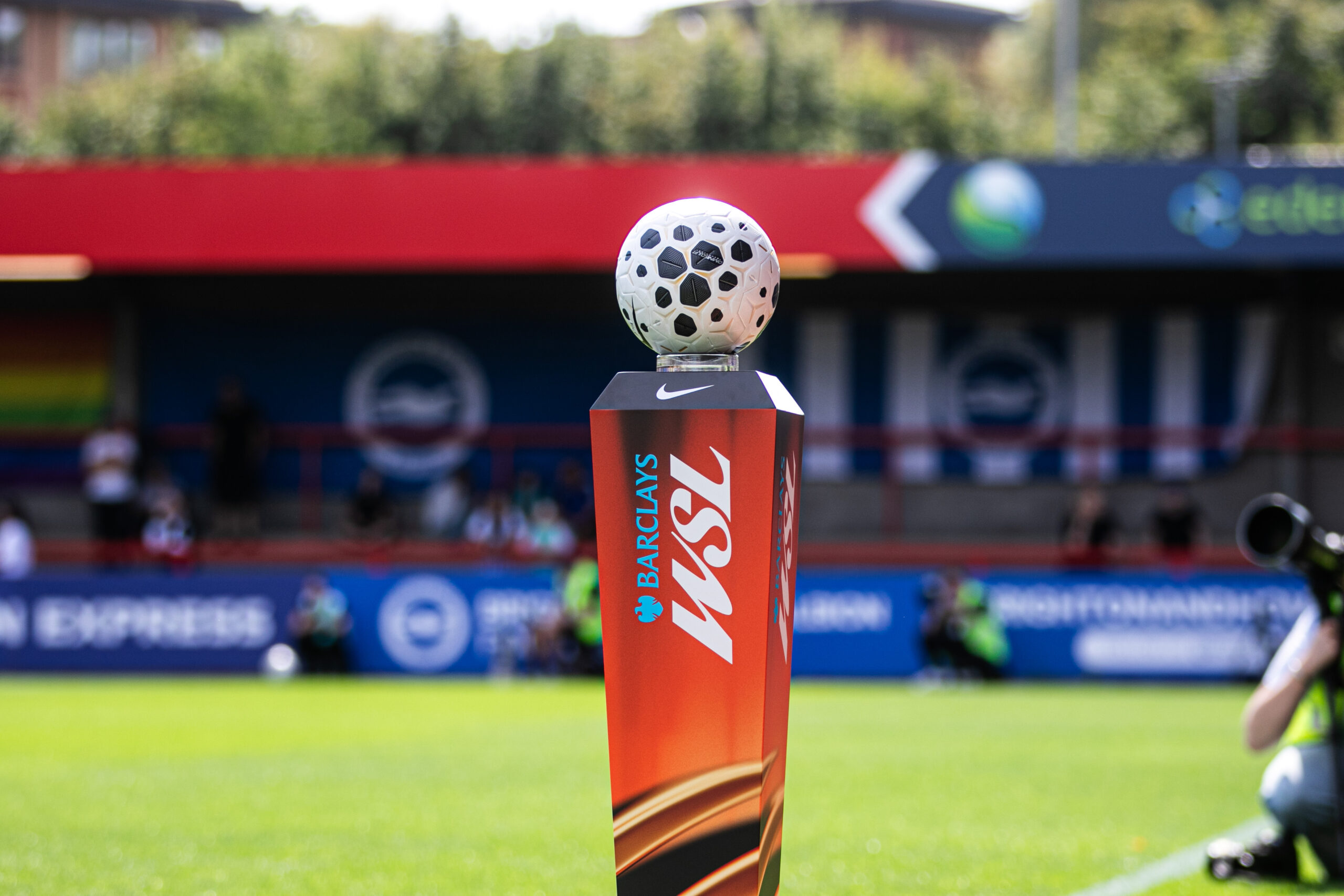 Apple joins forces with the WSL to power the next era of women’s football